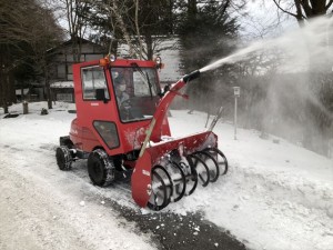 緑の村別荘地　除雪作業③